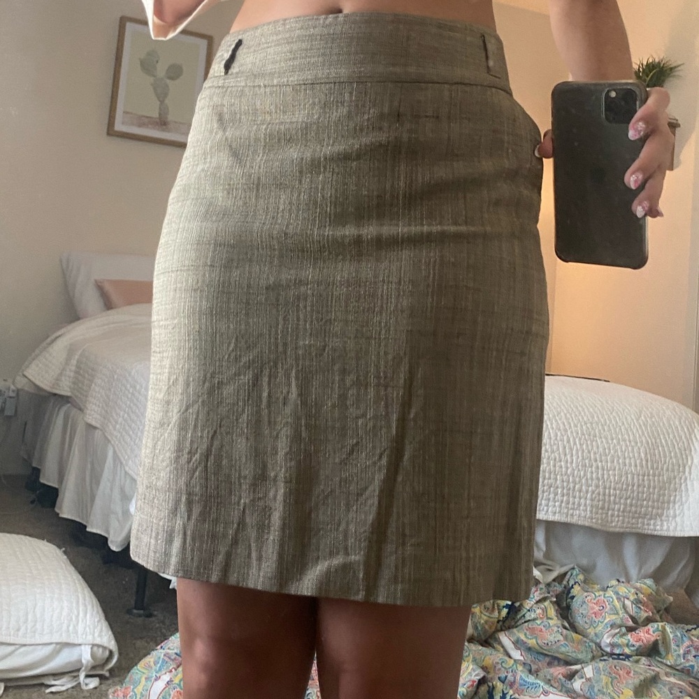 Banana Republic business skirt
